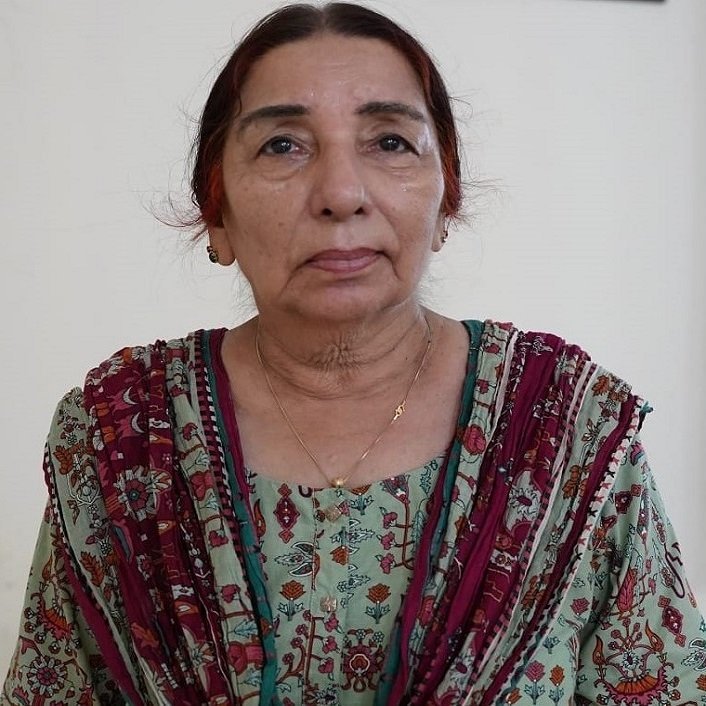 Miss Fayyazah Sarosh Wasti Hospital Board of Trustees leadership group.